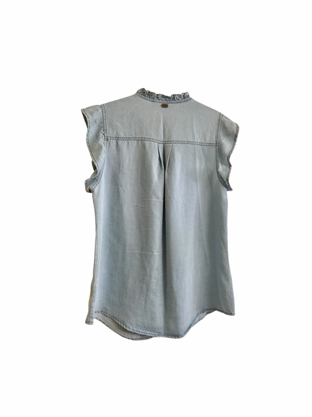 LUCKY & BLESSED, NWT, LIGHT-WASH DENIM BLOUSE. SIZE M - Picture 7 of 12